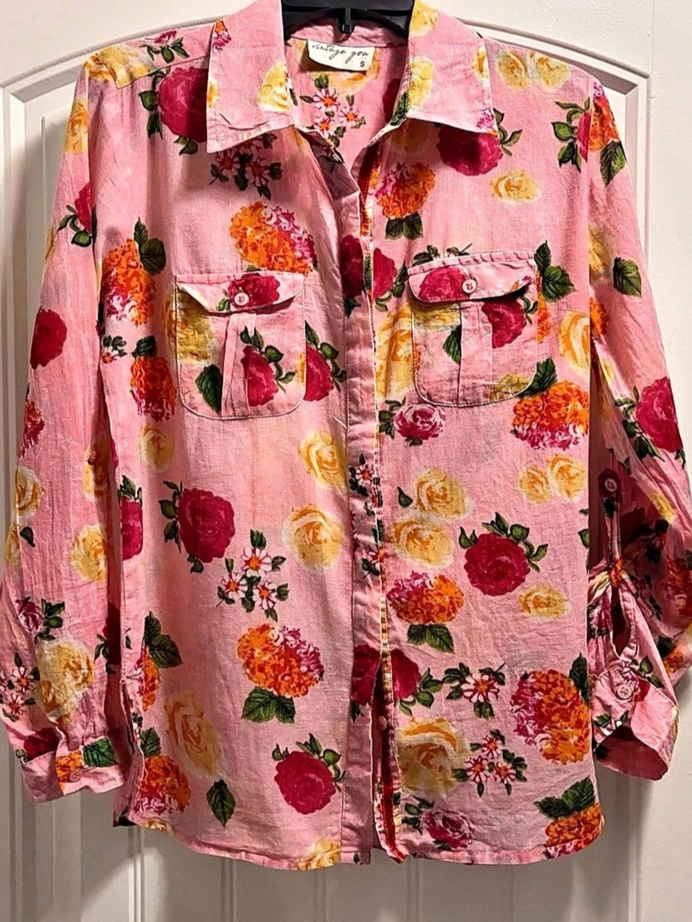 vintage goa Floral Cotton Button Down in Pink Size Small